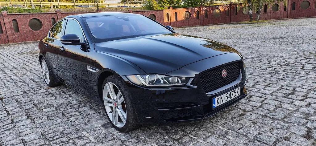 Zdjęcie: 2017 Jaguar XE