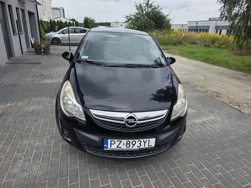 Zdjęcie: 2011 Opel Corsa