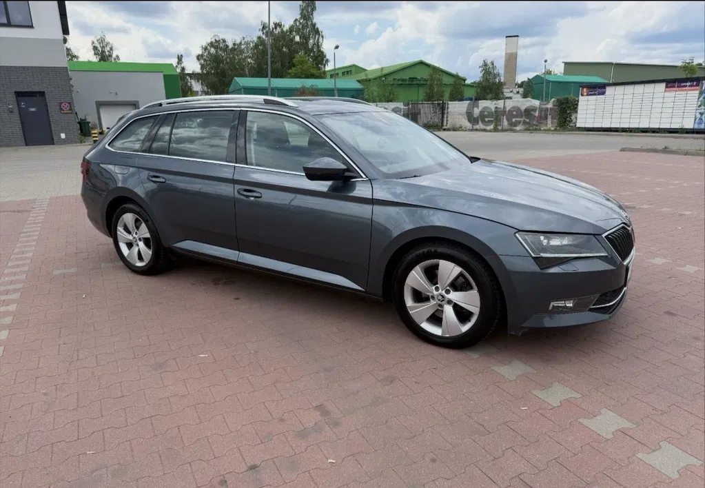 Zdjęcie: 2017 Skoda Superb
