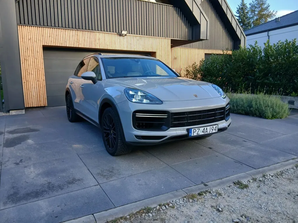 Zdjęcie: 2022 Porsche Cayenne