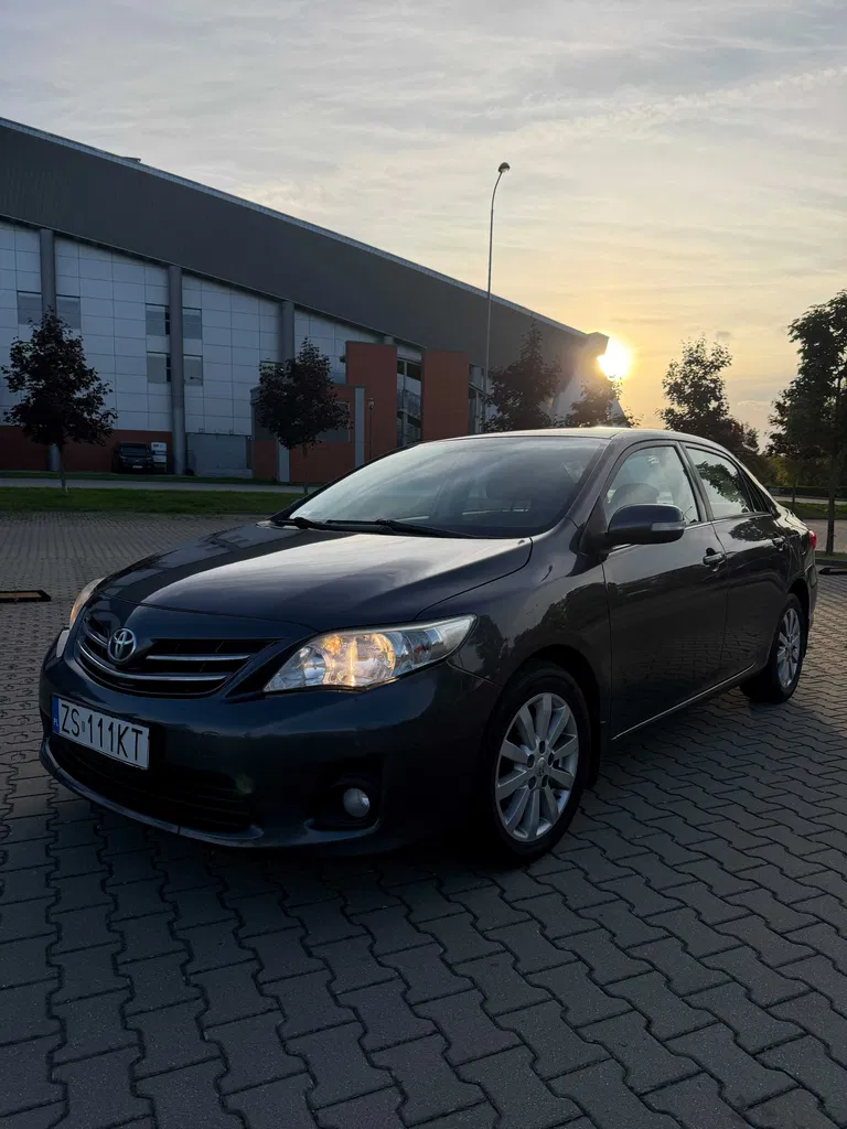 Zdjęcie: 2011 Toyota Corolla