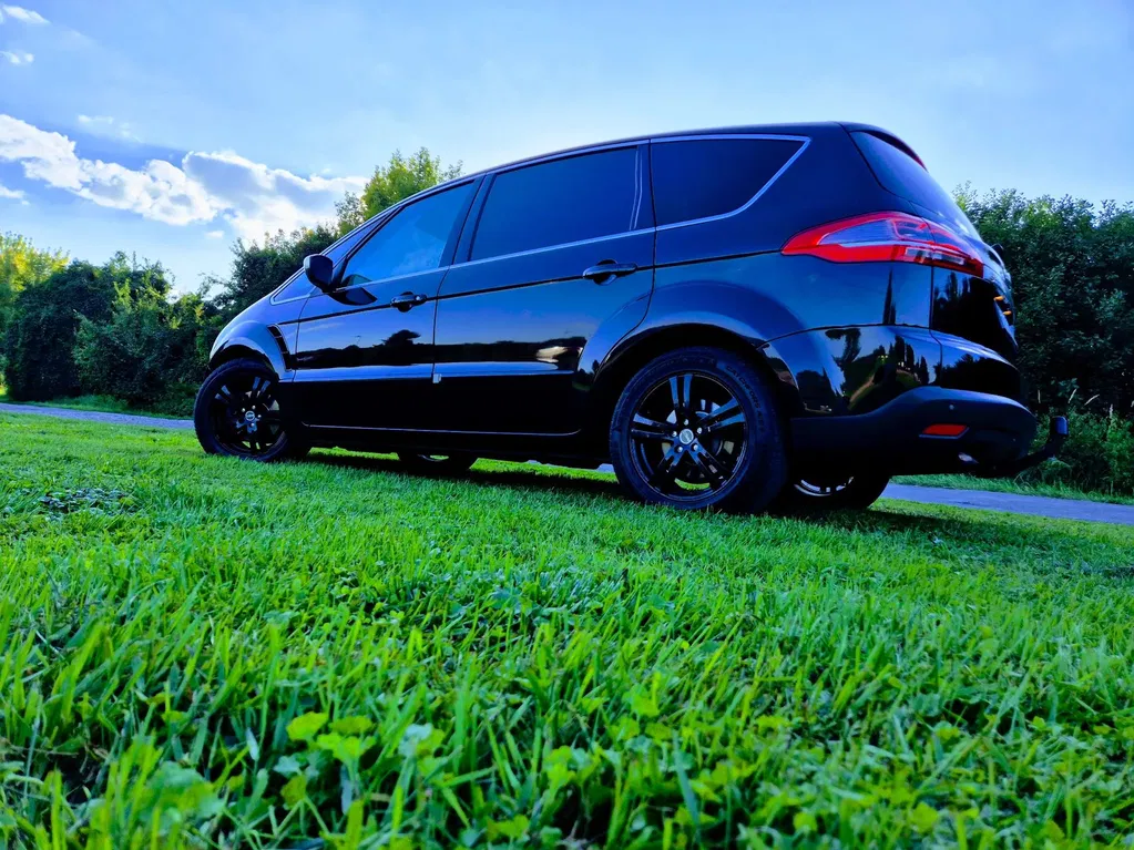 Zdjęcie: 2011 Ford S-Max
