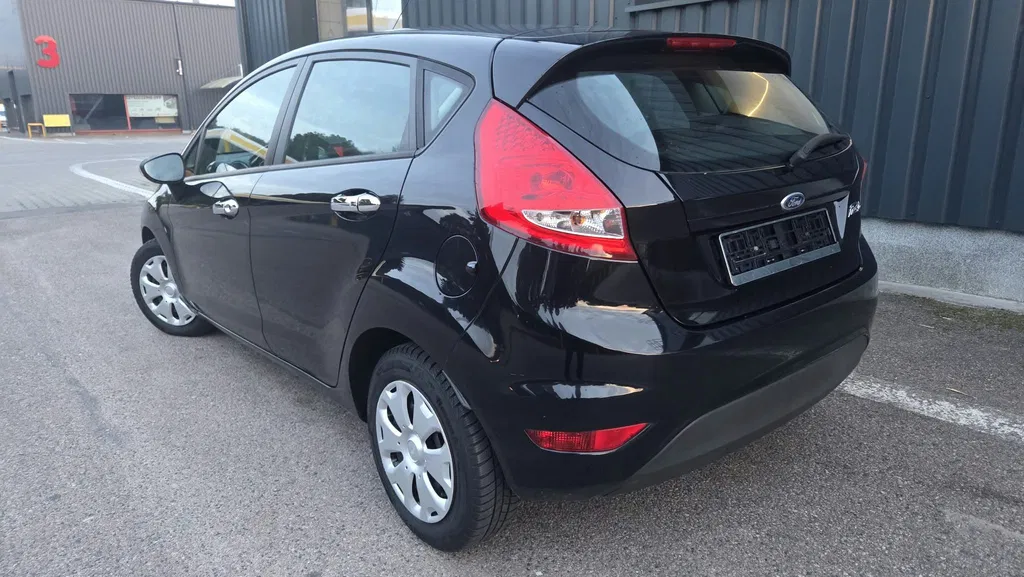 Zdjęcie: 2012 Ford Fiesta