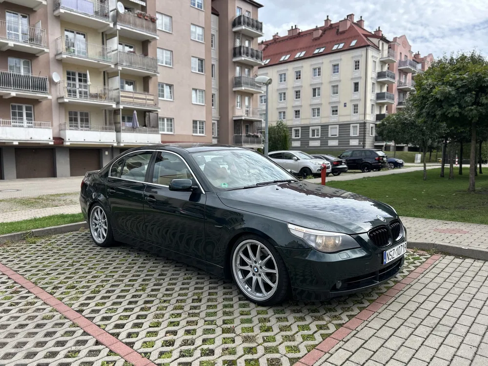 Zdjęcie: 2004 BMW Seria 5