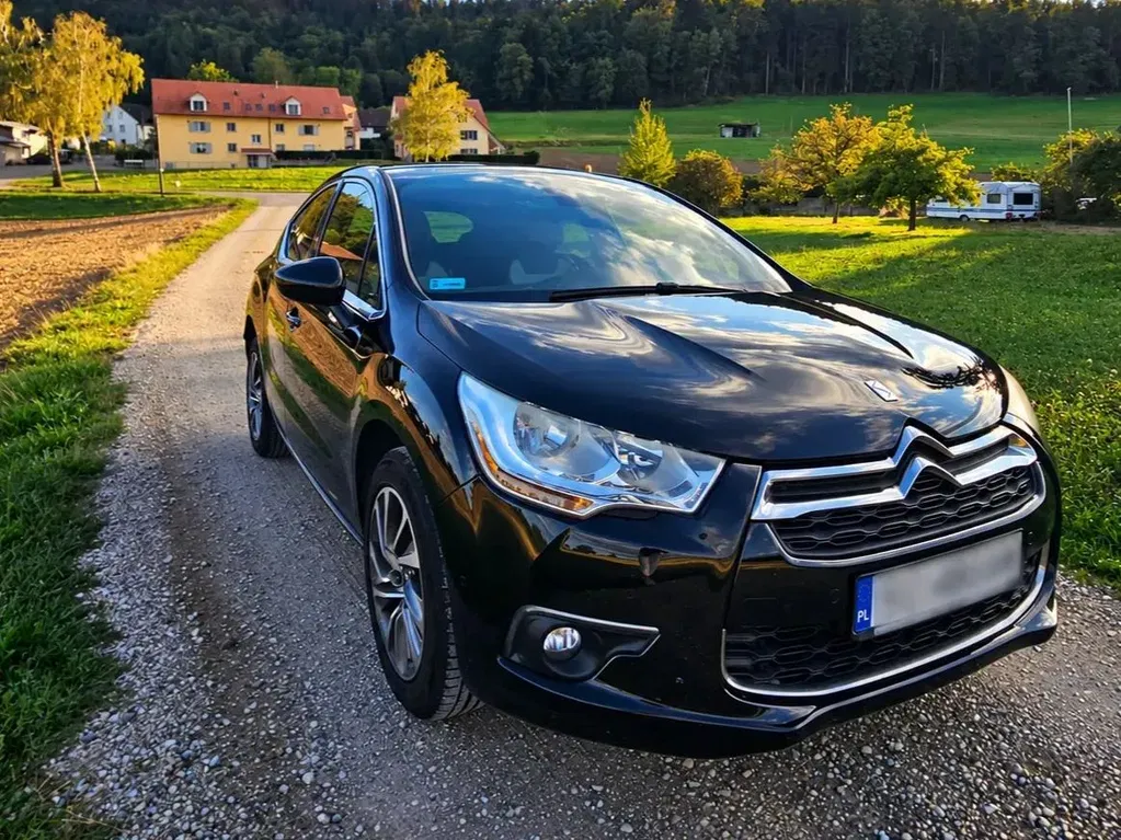 Zdjęcie: 2012 Citroen DS4
