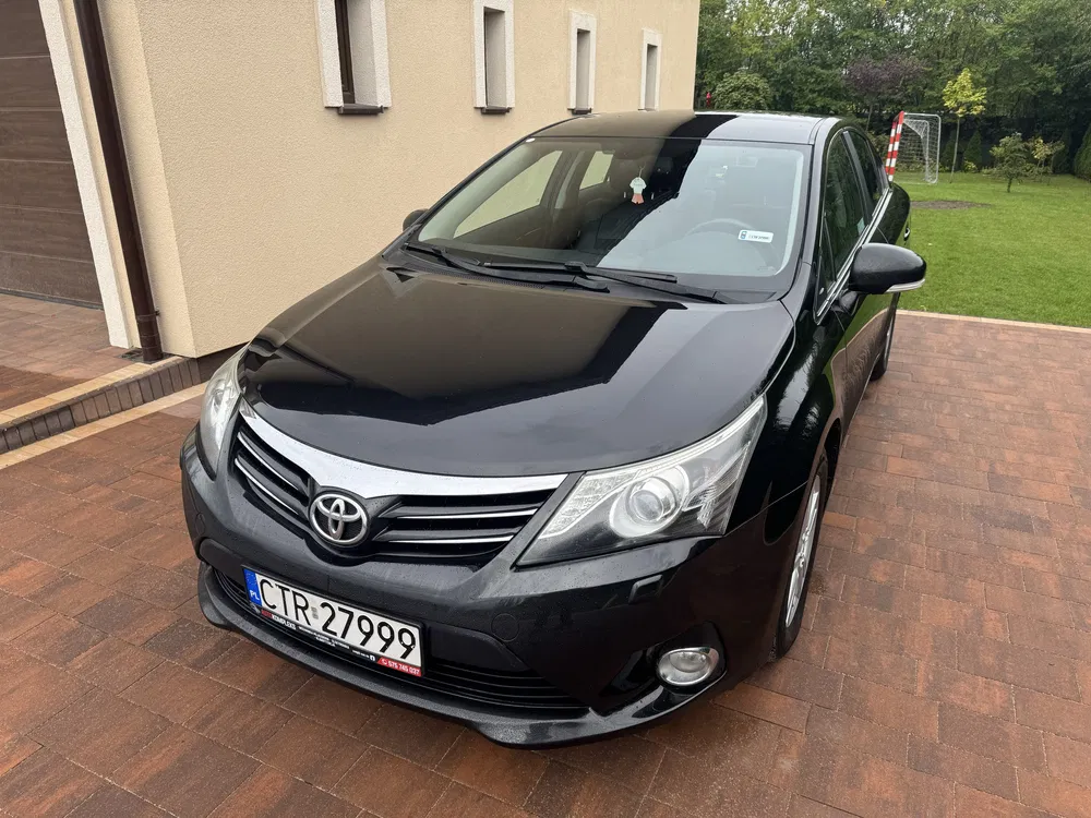 Zdjęcie: 2013 Toyota Avensis