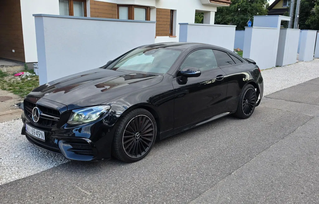 Zdjęcie: 2017 Mercedes-Benz E Klasa