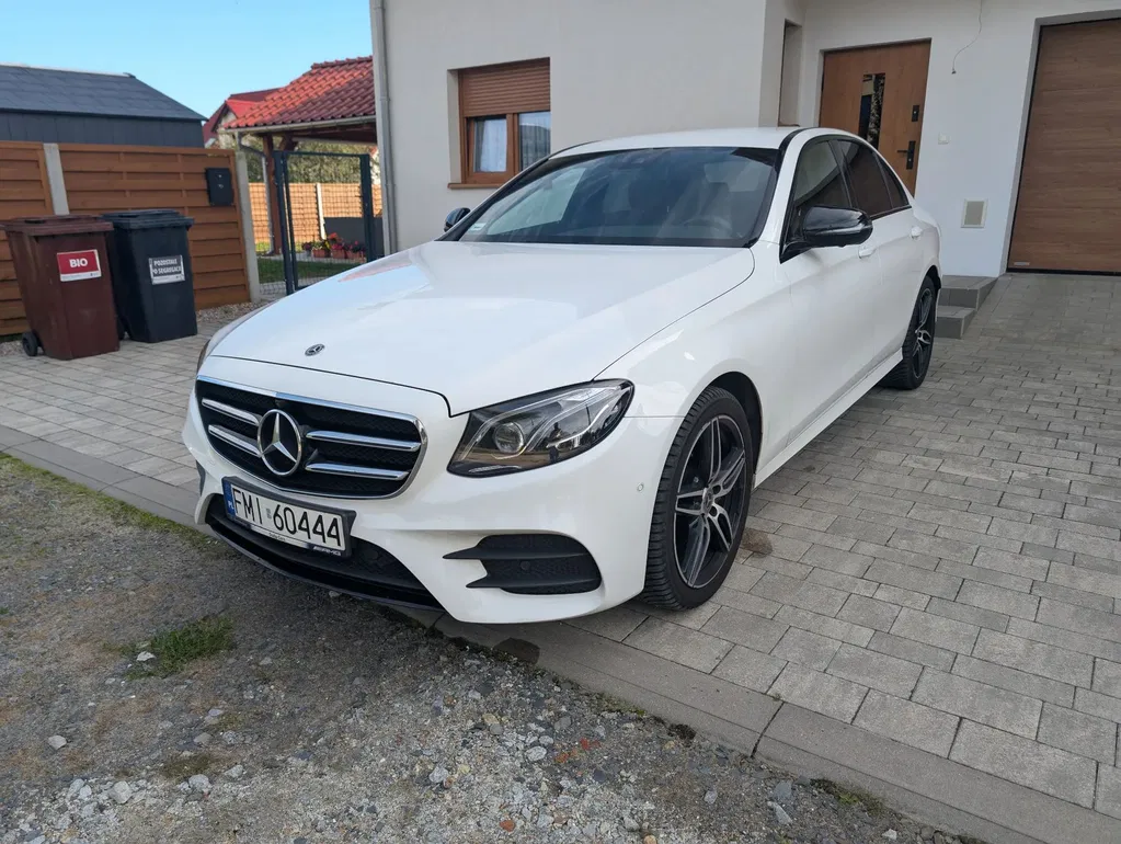 Zdjęcie: 2017 Mercedes-Benz E Klasa