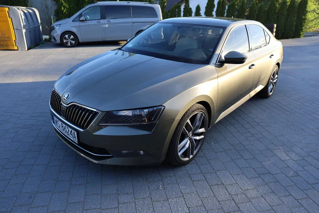 Zdjęcie: 2015 Skoda Superb