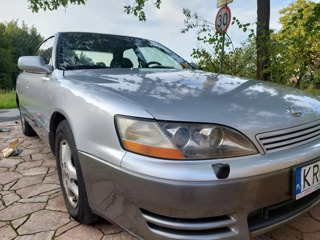 Zdjęcie: 1996 Lexus ES