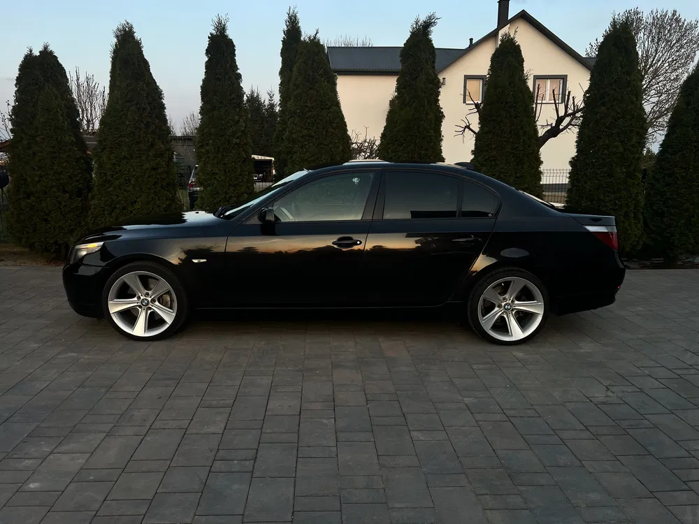 Zdjęcie: 2004 BMW Seria 5