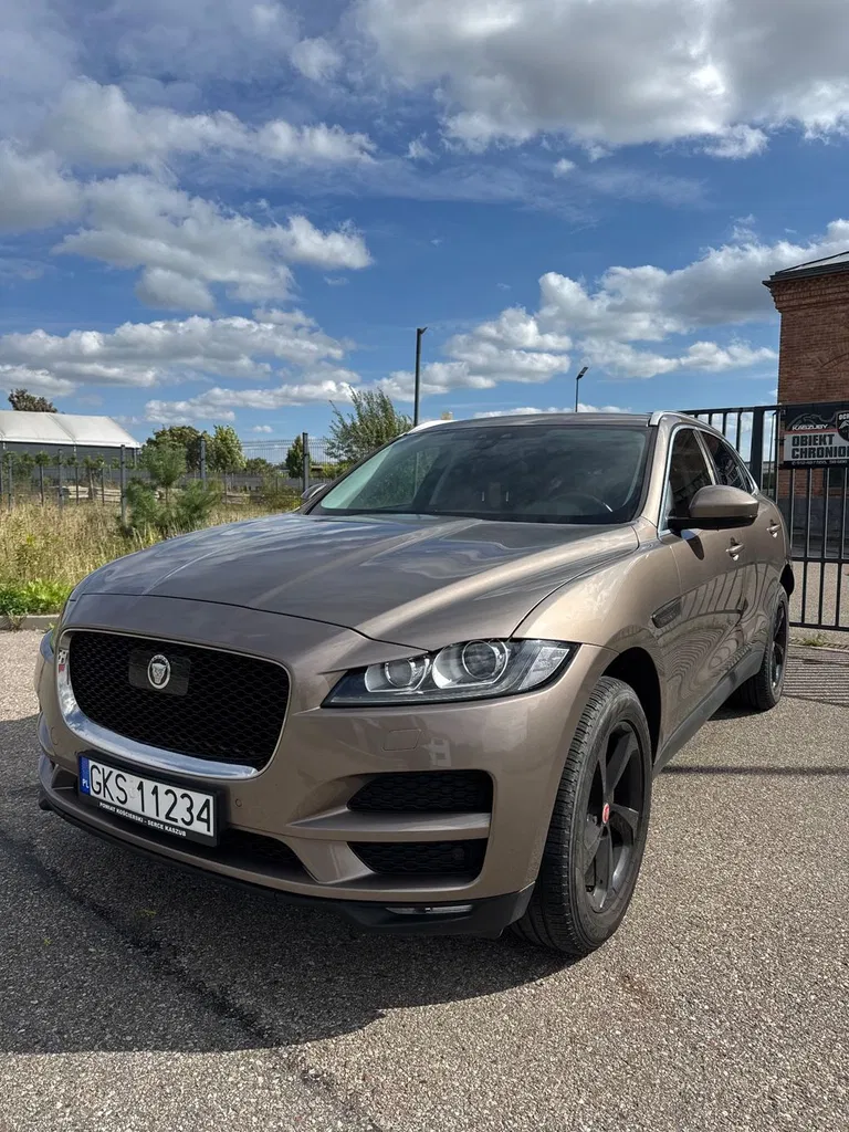 Zdjęcie: 2017 Jaguar F-Pace