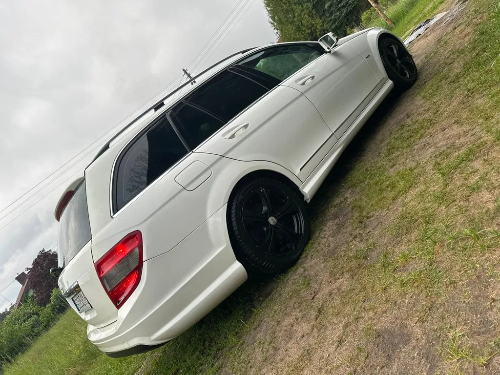 Zdjęcie: 2009 Mercedes-Benz C Klasa