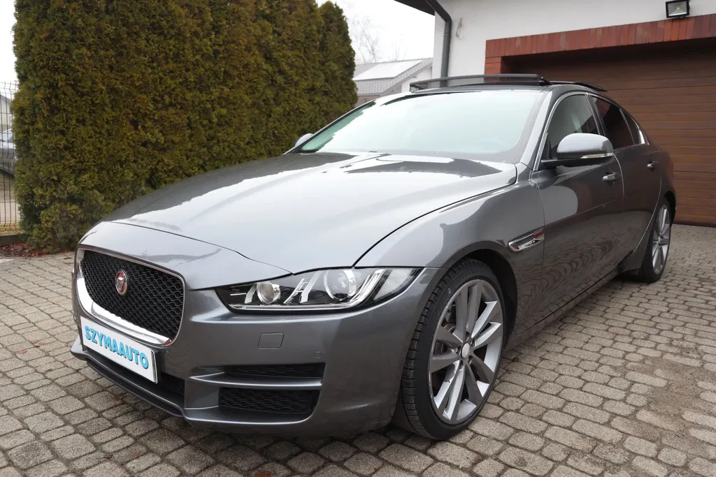 Zdjęcie: 2015 Jaguar XE