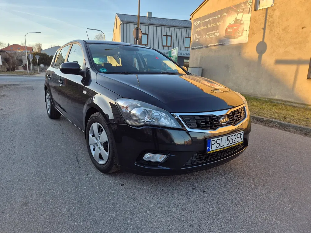 Zdjęcie: 2010 Kia Cee'd