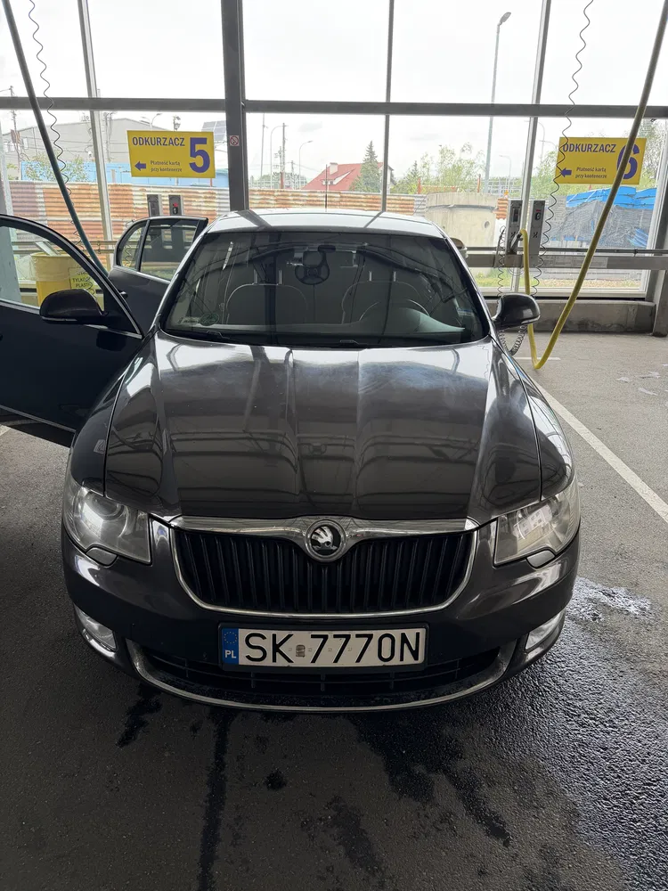 Zdjęcie: 2008 Skoda Superb
