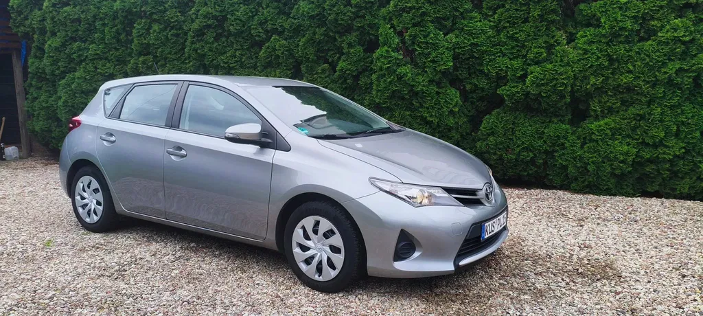 Zdjęcie: 2014 Toyota Auris