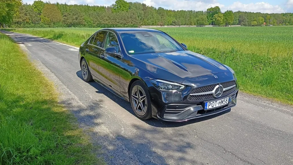 Zdjęcie: 2021 Mercedes-Benz C Klasa