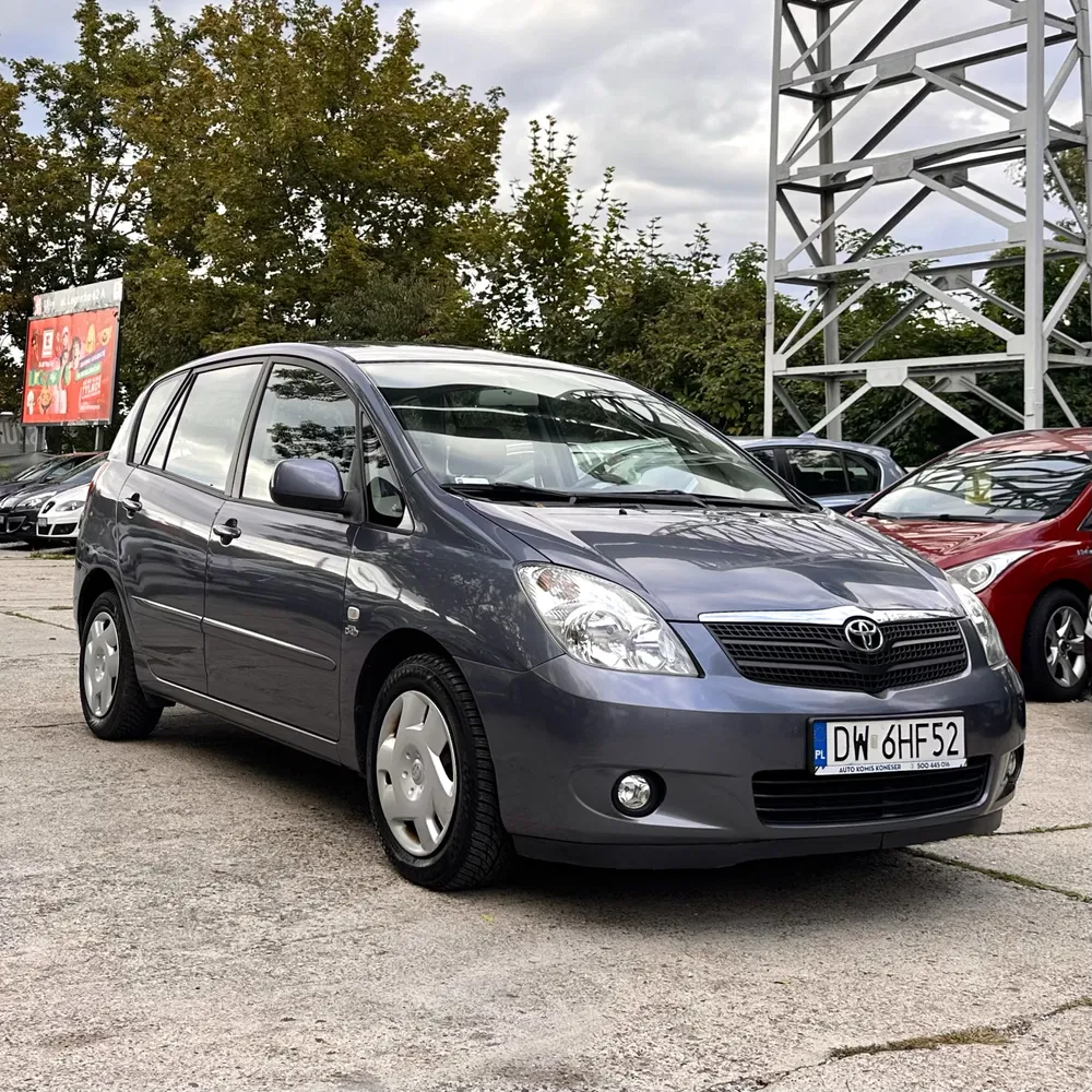 Zdjęcie: 2003 Toyota Corolla Verso