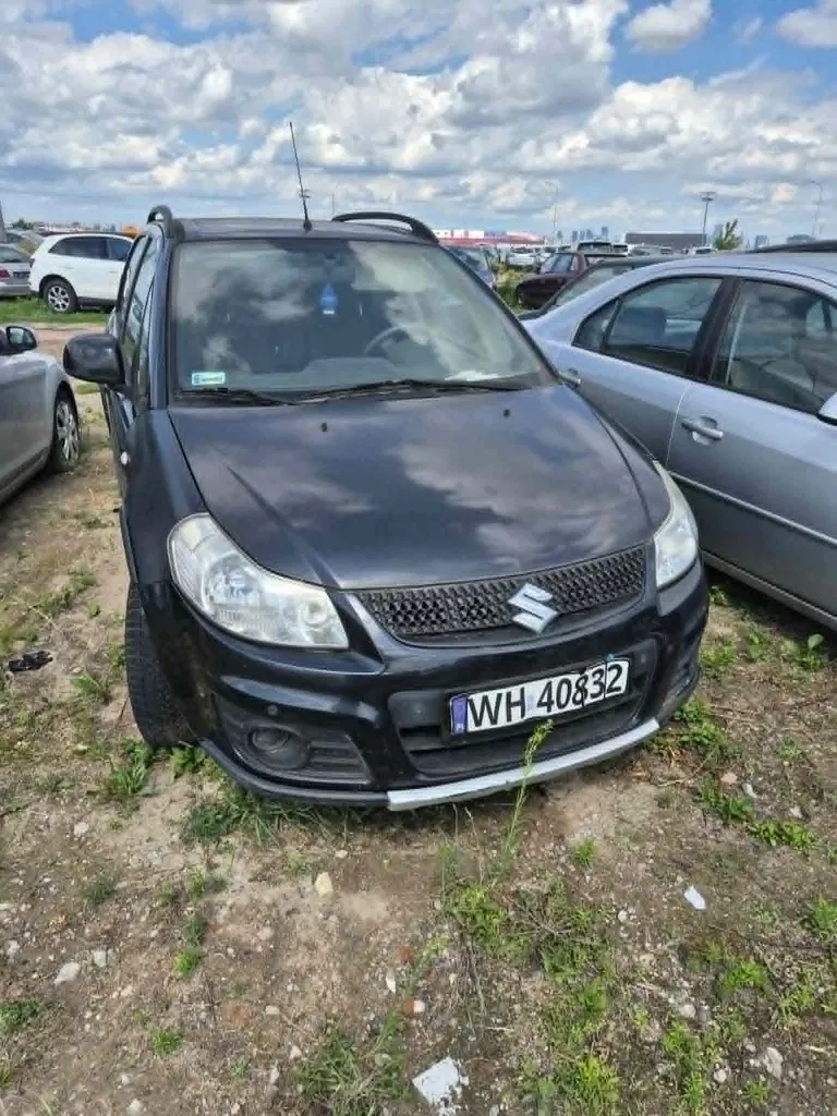 Zdjęcie: 2010 Suzuki SX4