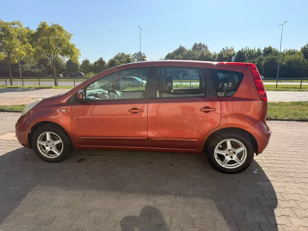Zdjęcie: 2006 Nissan Note