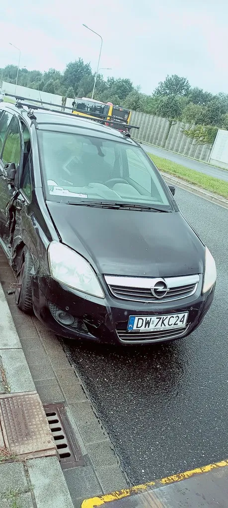 Zdjęcie: 2011 Opel Zafira