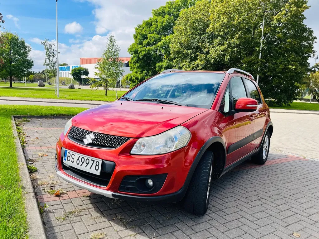 Zdjęcie: 2012 Suzuki SX4