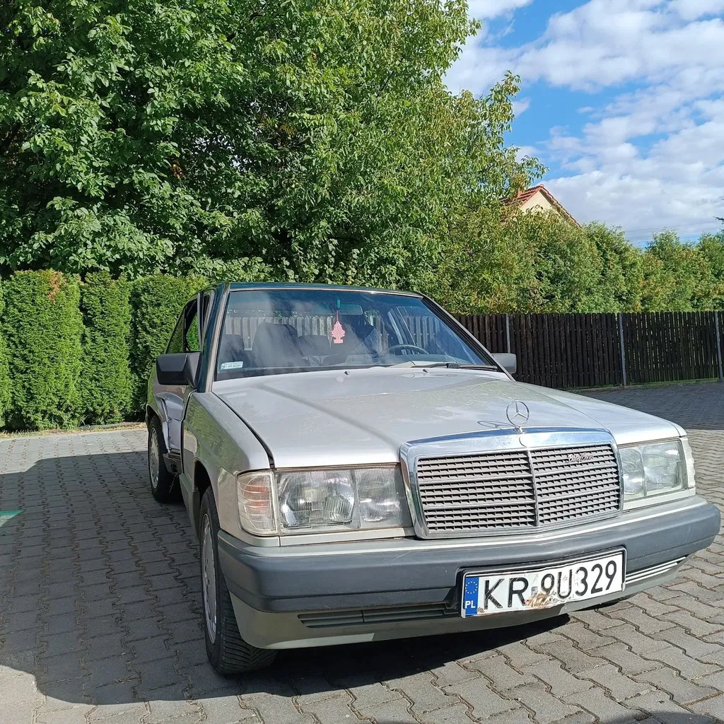 Zdjęcie: 1990 Mercedes-Benz Seria 190