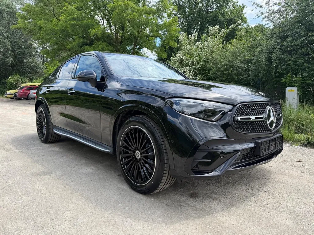 Zdjęcie: 2025 Mercedes-Benz GLC