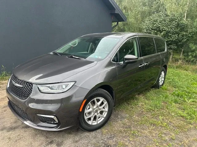 Zdjęcie: 2023 Chrysler Pacifica