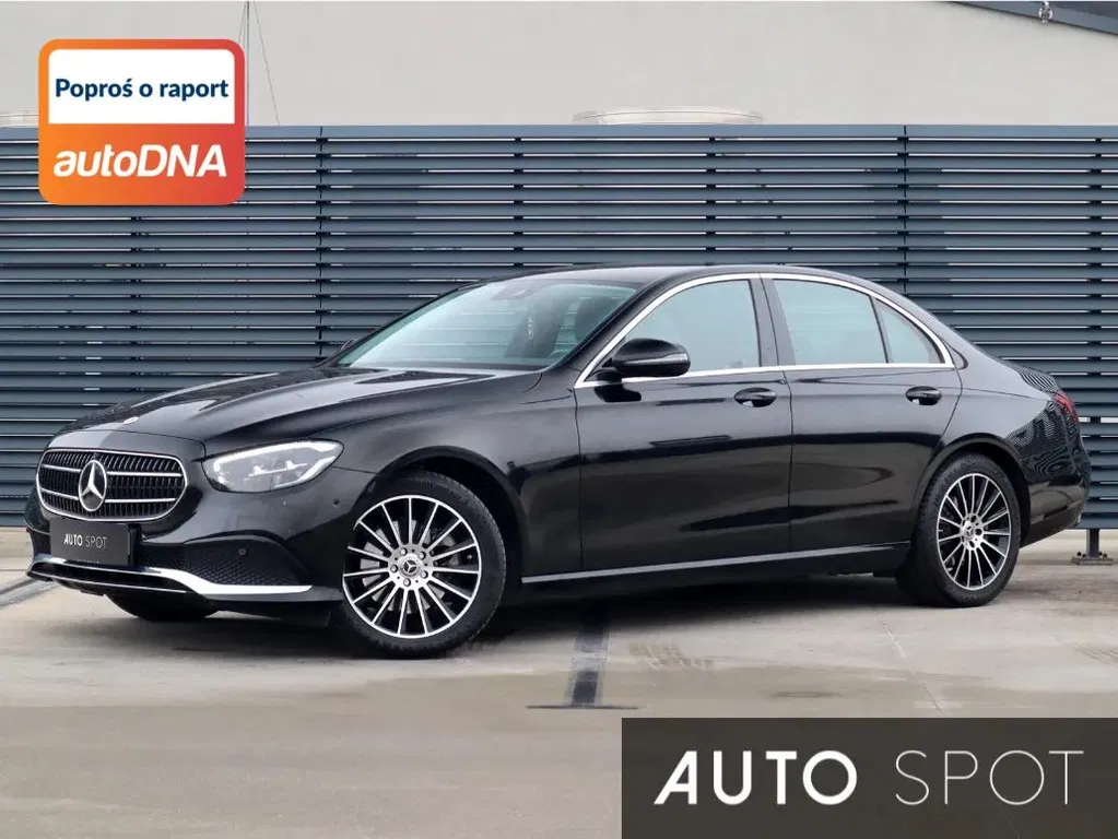 Zdjęcie: 2021 Mercedes-Benz E Klasa