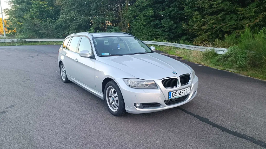 Zdjęcie: 2010 BMW Seria 3