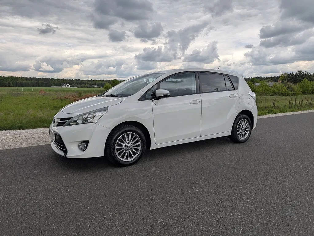 Zdjęcie: 2016 Toyota Verso