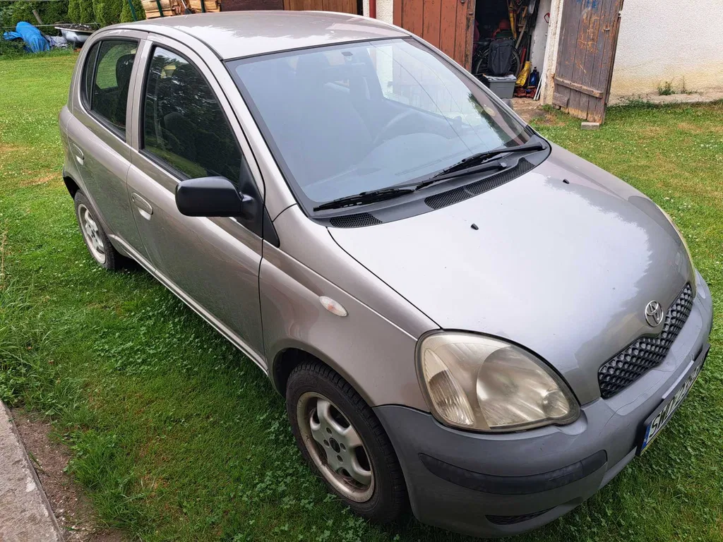Zdjęcie: 2003 Toyota Yaris