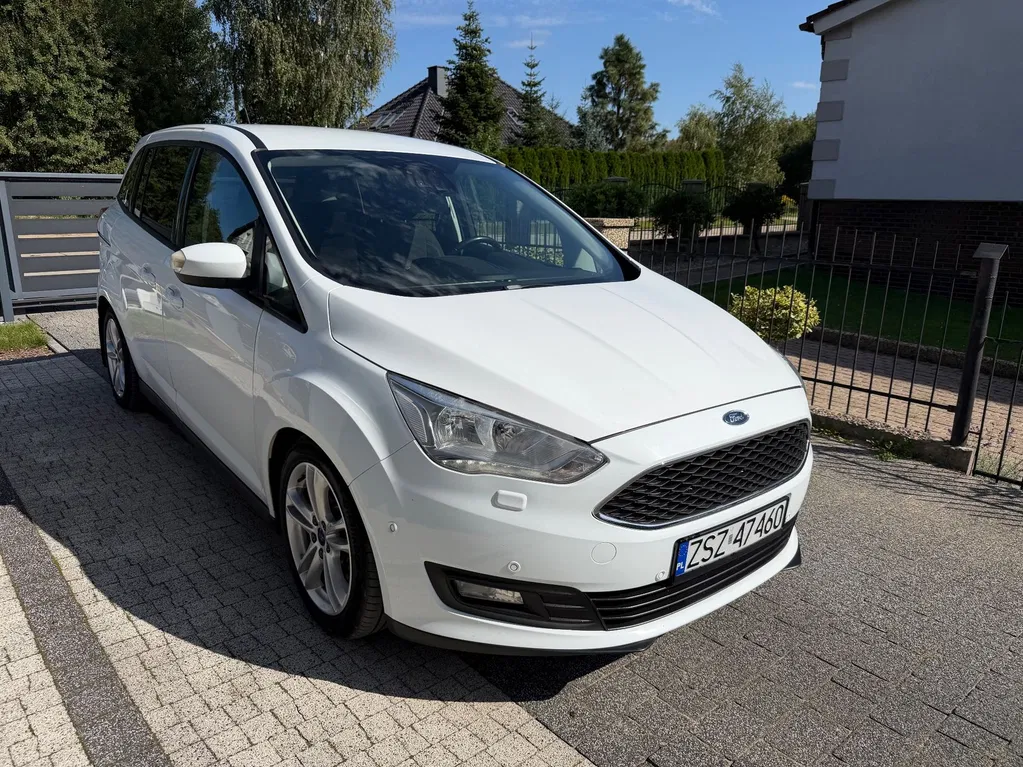 Zdjęcie: 2016 Ford Grand C-MAX