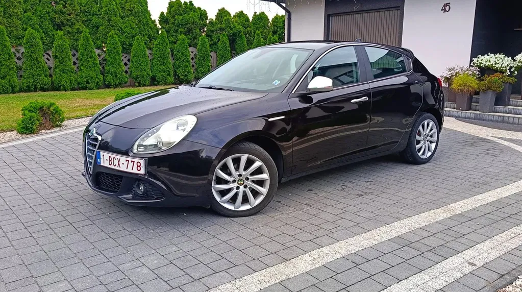 Zdjęcie: 2011 Alfa Romeo Giulietta