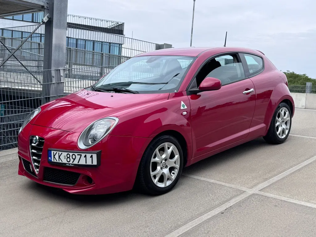 Zdjęcie: 2015 Alfa Romeo Mito