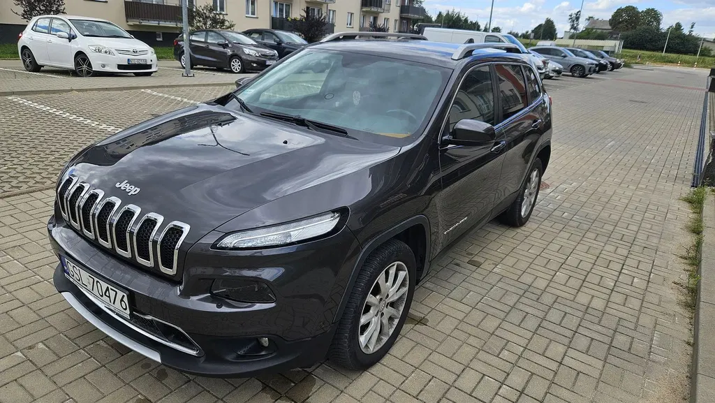 Zdjęcie: 2015 Jeep Cherokee