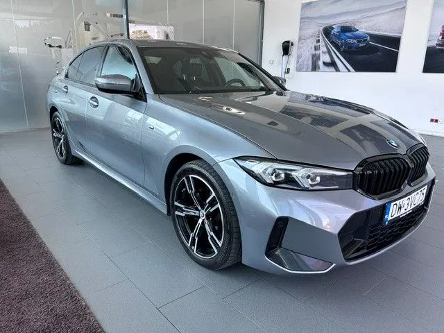 Zdjęcie: 2022 BMW Seria 3