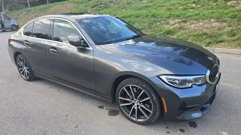 Zdjęcie: 2019 BMW Seria 3