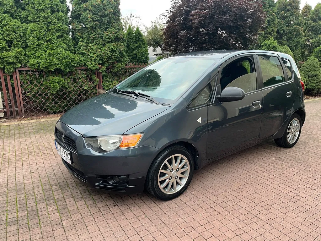 Zdjęcie: 2011 Mitsubishi Colt