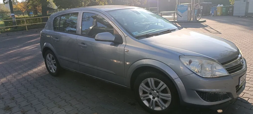 Zdjęcie: 2007 Opel Astra