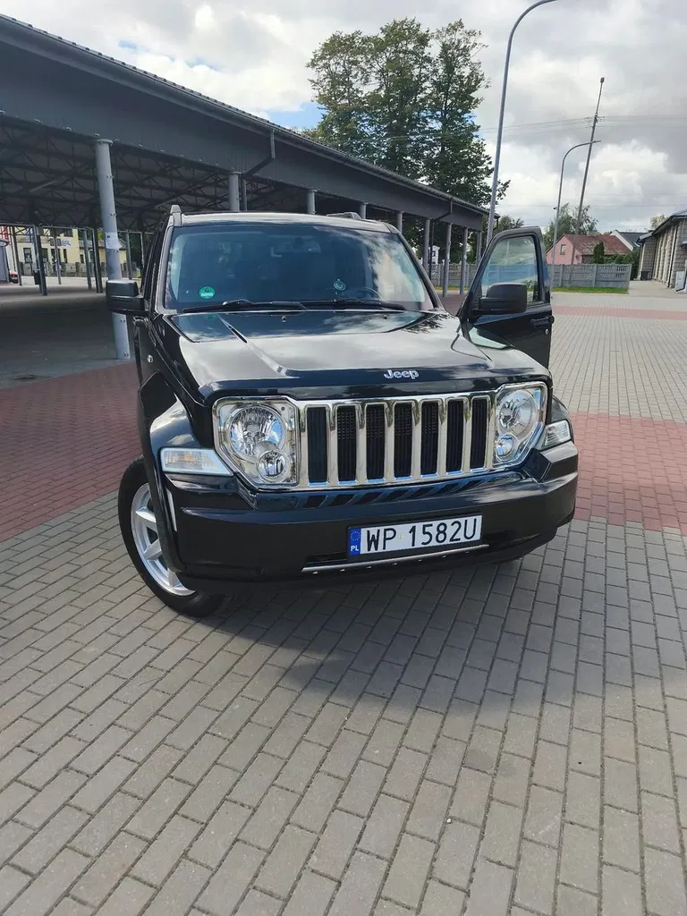 Zdjęcie: 2008 Jeep Cherokee