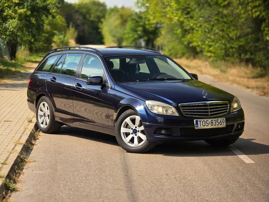 Zdjęcie: 2009 Mercedes-Benz C Klasa