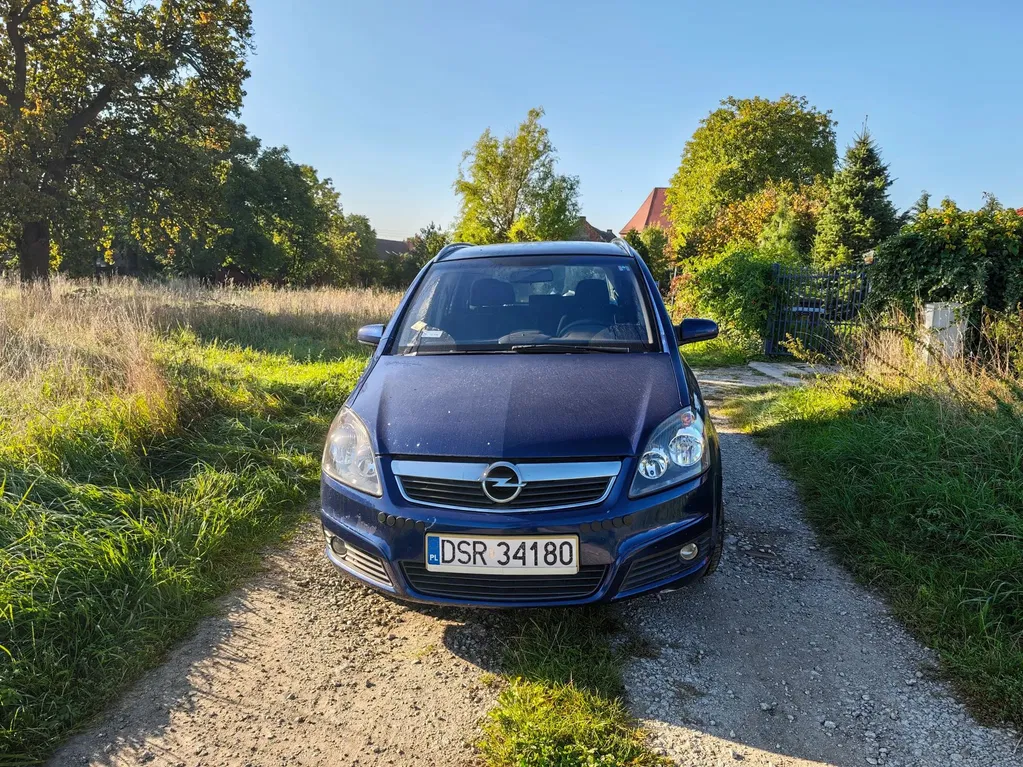 Zdjęcie: 2006 Opel Zafira