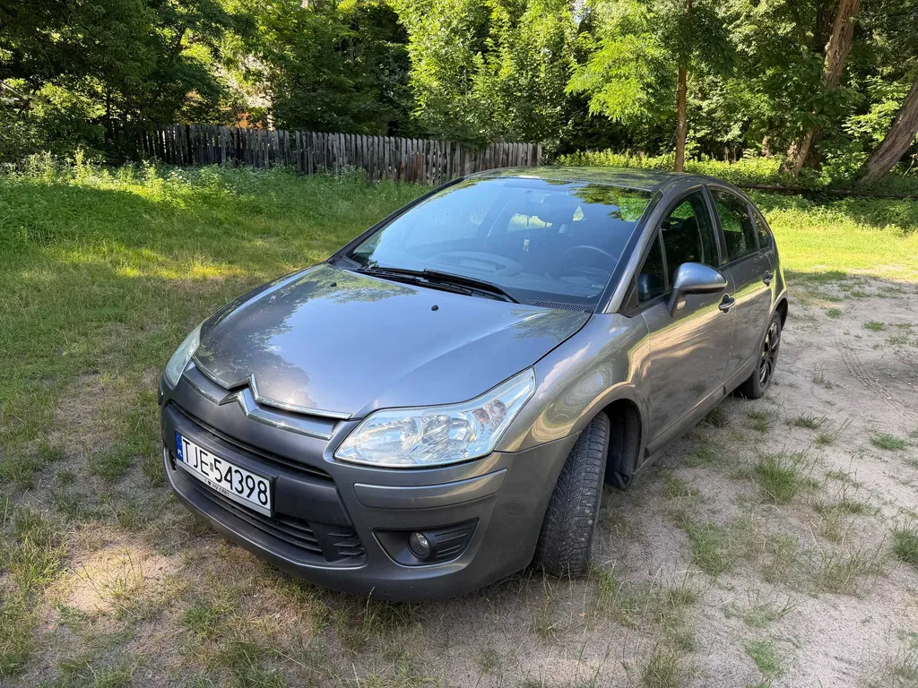 Zdjęcie: 2010 Citroen C4