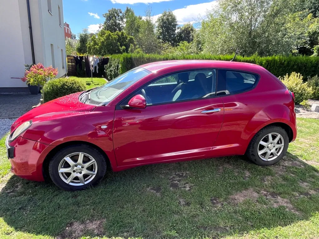 Zdjęcie: 2009 Alfa Romeo Mito