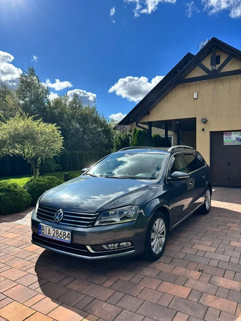 Zdjęcie: 2011 Volkswagen Passat