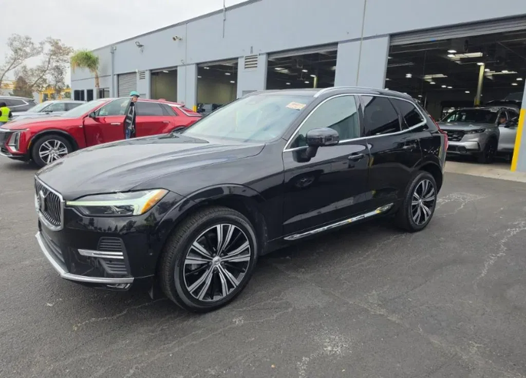 Zdjęcie: 2023 Volvo XC 60