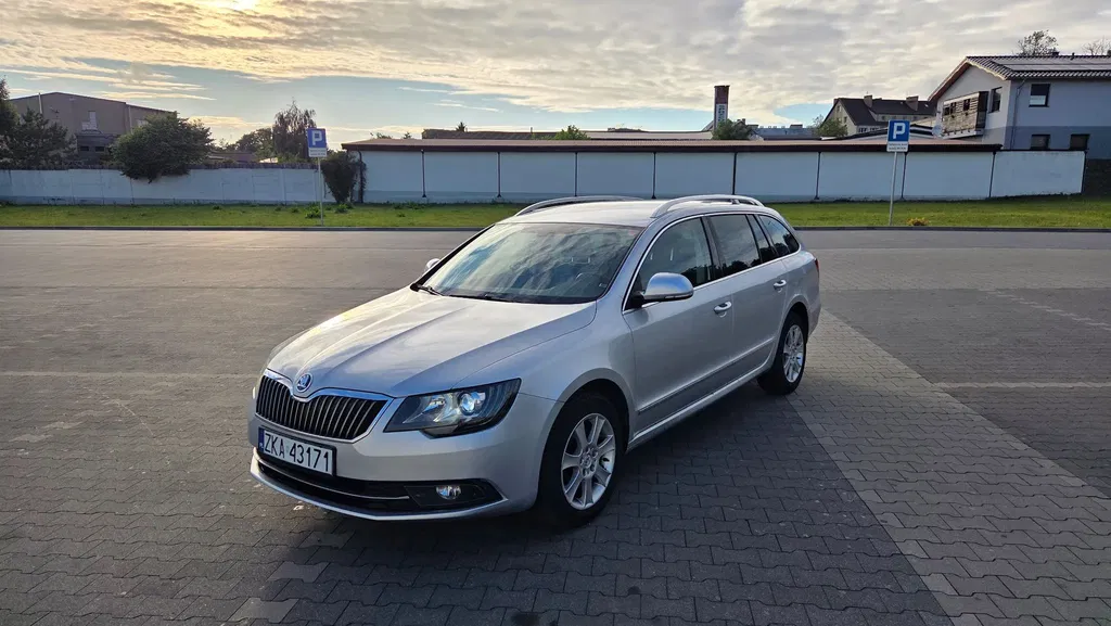 Zdjęcie: 2015 Skoda Superb